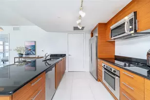 50 Biscayne Blvd, Miami, FL 33132 - Photo 11