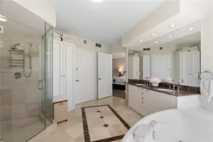 17555 Collins Ave, Sunny Isles Beach, FL 33160 - Photo 15