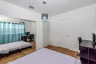 118 NW 35th St, Miami, FL 33127 - Photo 7
