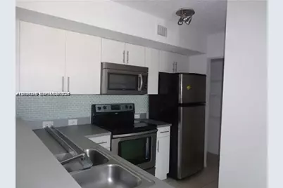 720 SW 111th Ave #207, Pembroke Pines, FL 33025 - Photo 5