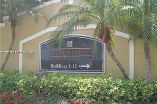 720 SW 111th Ave, Pembroke Pines, FL 33025 - Photo 3