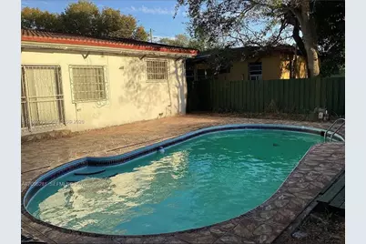 4824 NW 15th Ct, Miami, FL 33142 - Photo 13