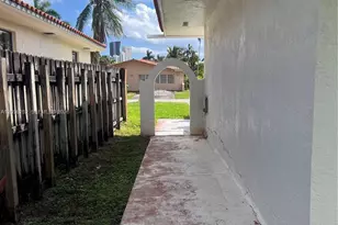 351 188th St, Sunny Isles Beach, FL 33160 - Photo 45