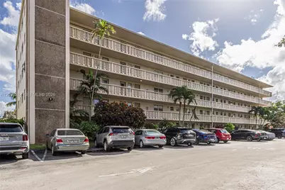 4700 Washington St #502, Hollywood, FL 33021 - Photo 37