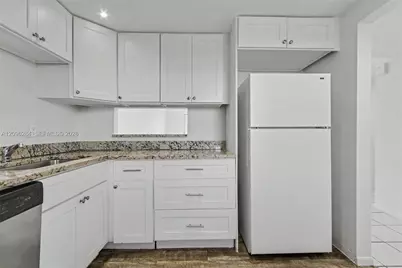 4700 Washington St #502, Hollywood, FL 33021 - Photo 7