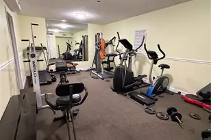 5055 NW 7th St, Miami, FL 33126 - Photo 25