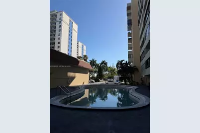 5055 NW 7th St #504, Miami, FL 33126 - Photo 27