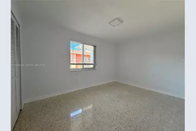 1460 SW 4th St #5, Miami, FL 33135 - Photo 5