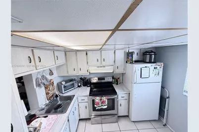 4311 Crystal Lake Dr #120, Deerfield Beach, FL 33064 - Photo 33