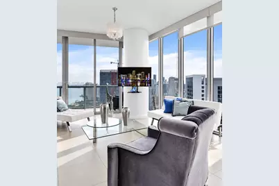888 Biscayne Blvd #4701, Miami, FL 33132 - Photo 9