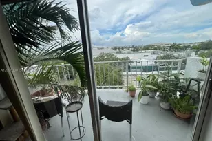 486 NW 165th St Rd, Miami, FL 33169 - Photo 1
