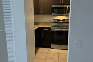 486 NW 165th St Rd, Miami, FL 33169 - Photo 9