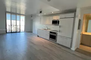 45 SW 9th St, Miami, FL 33130 - Photo 23