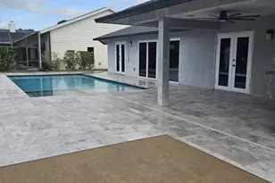 712 Juniper Pl, Wellington, FL 33414 - Photo 1