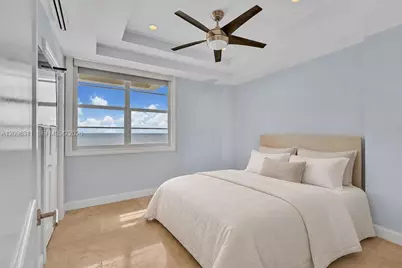 5701 Collins Ave #PH14, Miami Beach, FL 33140 - Photo 15