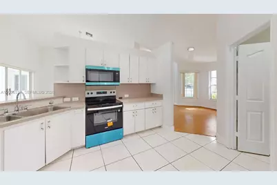 4610 NW 100th Way #4610, Coral Springs, FL 33076 - Photo 13