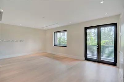 3550 W Glencoe St, Miami, FL 33133 - Photo 39