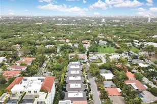 3550 W Glencoe St, Miami, FL 33133 - Photo 5
