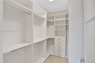 3550 W Glencoe St, Miami, FL 33133 - Photo 27