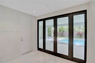 3550 W Glencoe St, Miami, FL 33133 - Photo 7