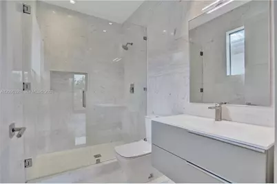 3550 W Glencoe St, Miami, FL 33133 - Photo 29