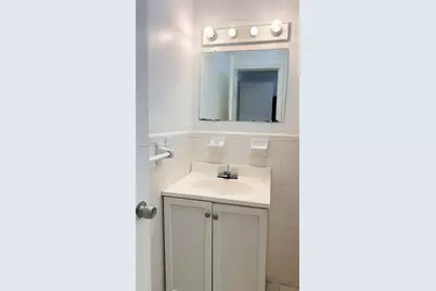 1009 NE 2nd St, Hallandale Beach, FL 33009 - Photo 5