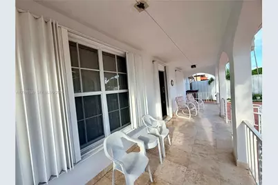 261 E 50th St, Hialeah, FL 33013 - Photo 9