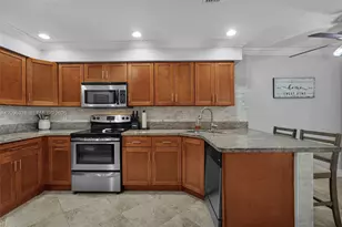 10807 Cypress Glen Dr, Coral Springs, FL 33071 - Photo 17