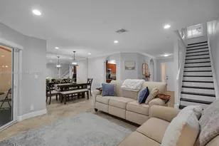10807 Cypress Glen Dr, Coral Springs, FL 33071 - Photo 9