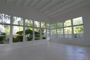 2640 Hilola St, Miami, FL 33133 - Photo 9