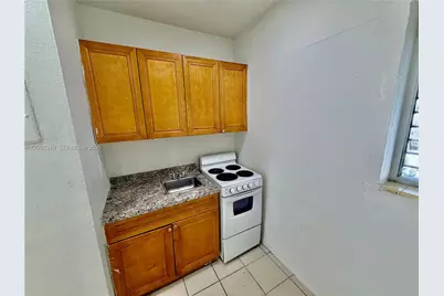 2041 Jackson St #2, Hollywood, FL 33020 - Photo 7