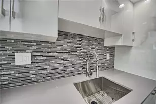 1660 NE 191st St, Miami, FL 33179 - Photo 7