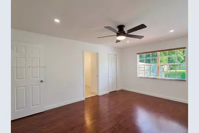 14863 SW 152nd Pl, Miami, FL 33196 - Photo 17