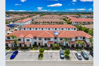 10615 W 34th Ct, Hialeah, FL 33018 - Photo 1