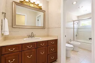 13211 SW 2nd St, Miami, FL 33184 - Photo 17