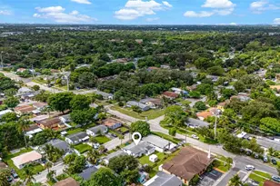 1409 NE 152nd St, North Miami Beach, FL 33162 - Photo 33