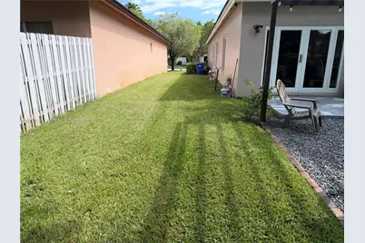 19273 NW 14th St #19273, Pembroke Pines, FL 33029 - Photo 21