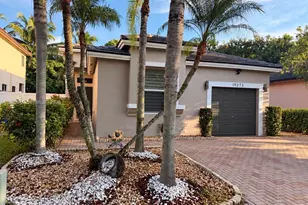 19273 NW 14th St, Pembroke Pines, FL 33029 - Photo 3