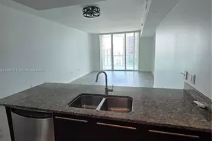 950 Brickell Bay Dr, Miami, FL 33131 - Photo 3