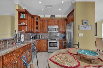 6114 SW 158th Pass, Miami, FL 33193 - Photo 11