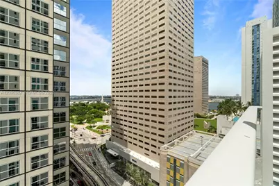 300 S Biscayne Blvd #T-1411, Miami, FL 33131 - Photo 17