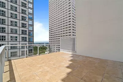 300 S Biscayne Blvd #T-1411, Miami, FL 33131 - Photo 5