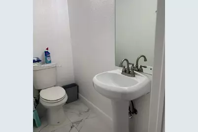 21750 NW 1st St, Pembroke Pines, FL 33029 - Photo 19
