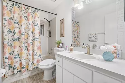 8421 NW 45th St, Lauderhill, FL 33351 - Photo 25