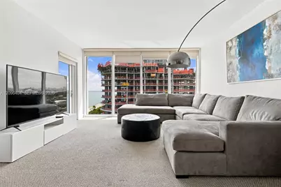 10275 Collins Ave #1412, Bal Harbour, FL 33154 - Photo 1