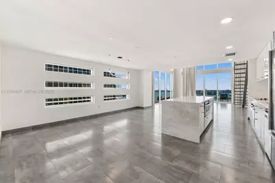 1040 Biscayne Blvd #3704, Miami, FL 33132 - Photo 13
