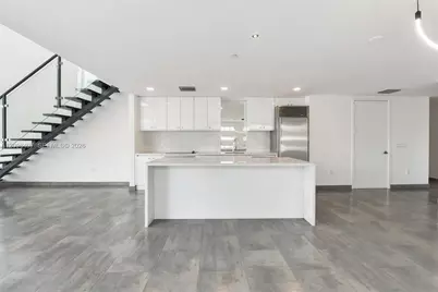 1040 Biscayne Blvd #3704, Miami, FL 33132 - Photo 9