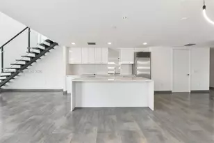 1040 Biscayne Blvd, Miami, FL 33132 - Photo 9