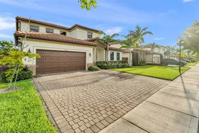 2620 SE 3rd St, Homestead, FL 33033 - Photo 7