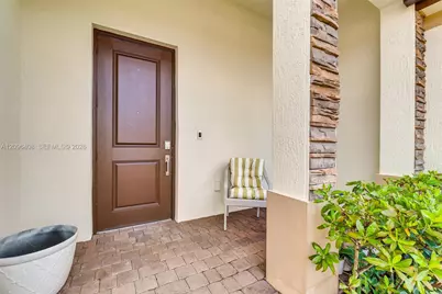 2620 SE 3rd St, Homestead, FL 33033 - Photo 9